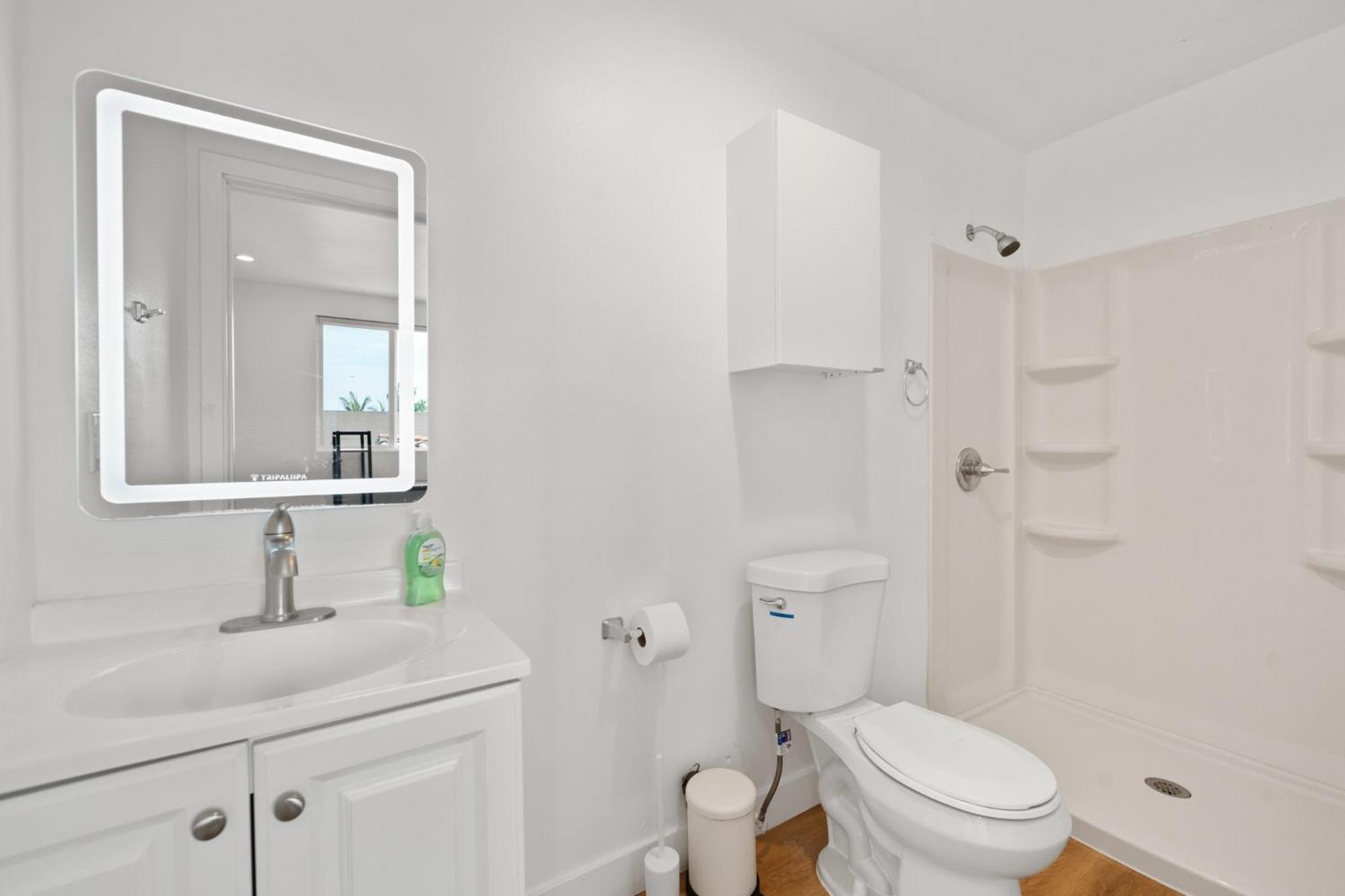 Modern Getaway In The Heart Of La Near Usc, Private Room With Share Living Room And Kitchen Los Ángeles Exterior foto