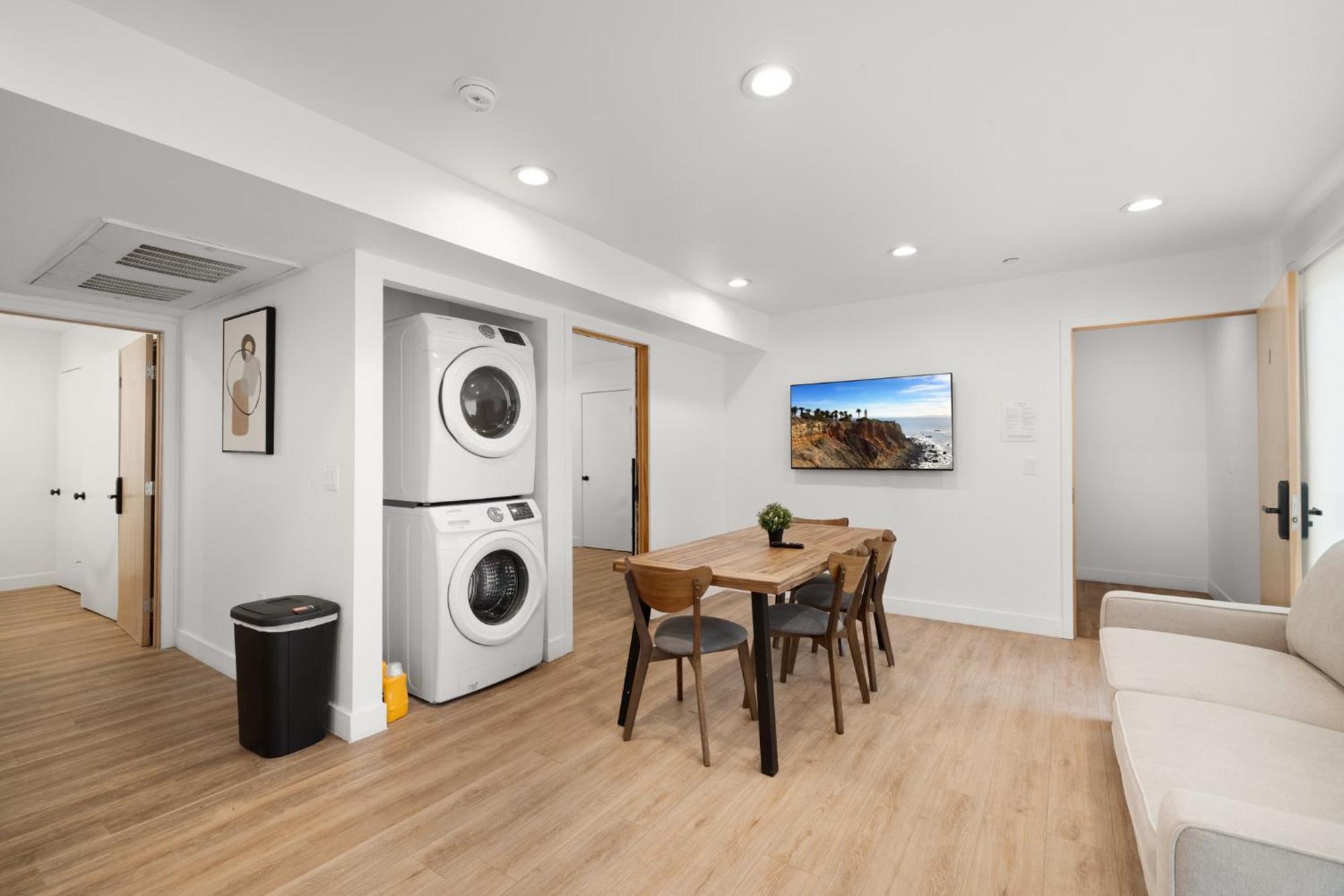 Modern Getaway In The Heart Of La Near Usc, Private Room With Share Living Room And Kitchen Los Ángeles Exterior foto